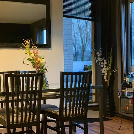 2-room Flat Near Arena N Ziggo Dome, Perfect For 2 Couples Apartment *