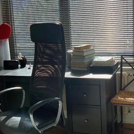 Apartment 2-room Flat Near Arena N Ziggo Dome, Perfect For 2 Couples *