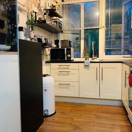 דירה 2-room Flat Near Arena N Ziggo Dome, Perfect For 2 Couples אמסטרדם