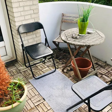 2-room Flat Near Arena N Ziggo Dome, Perfect For 2 Couples דירה *